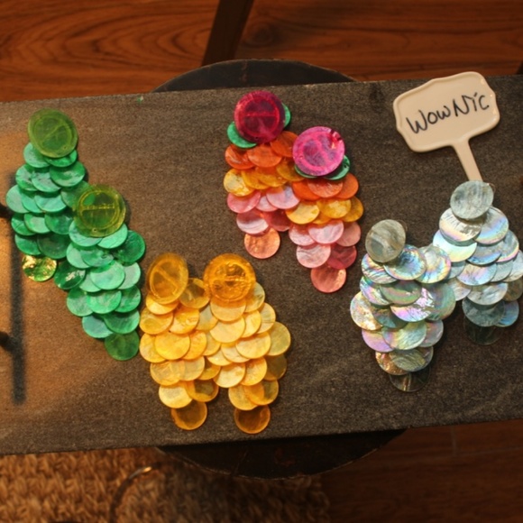 New Natural Shell yellow Deco Chandelier Earrings - Picture 6 of 7